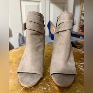 Nine West Tan Suede Ankle Booties
